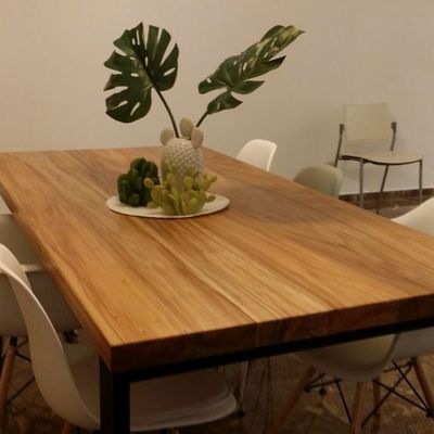 Mesas de comerdor estilo industrial