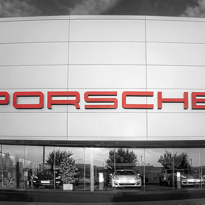 PORSCHE