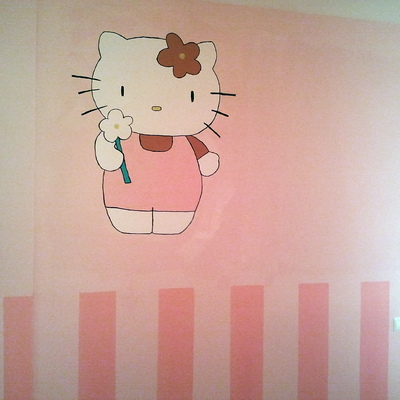 zocalo pintado y hello kitty pintada