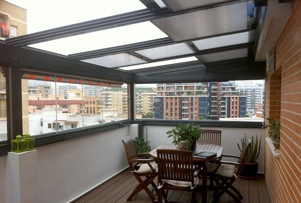 Terraza techo acristalado