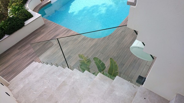 Barandilla de protección para escalera