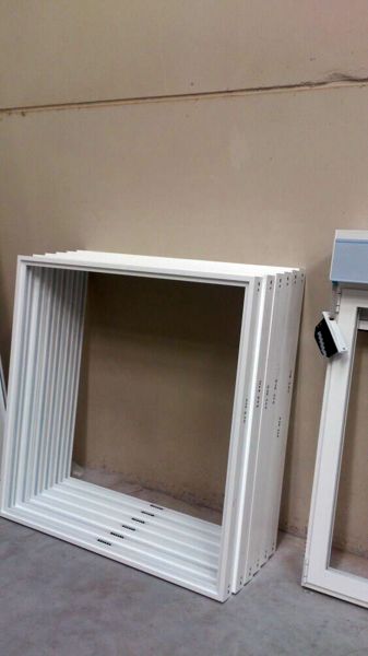 Fabricacion en serie de marcos para ventanas correderas