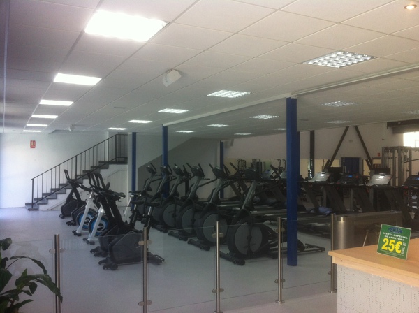 iluminacion en gym alcorcon 1