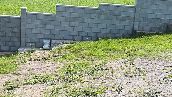 Muro de bloque cierre finca