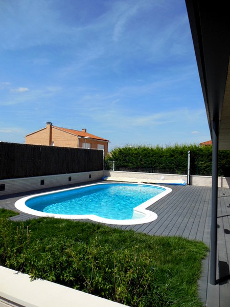 PISCINA VIVIENDA UNIFAMILIAR