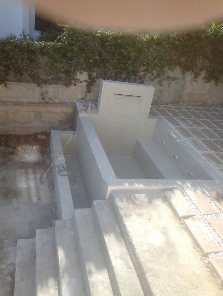 OBRA NUEVA DE PISCINA CON DESBORDANTE