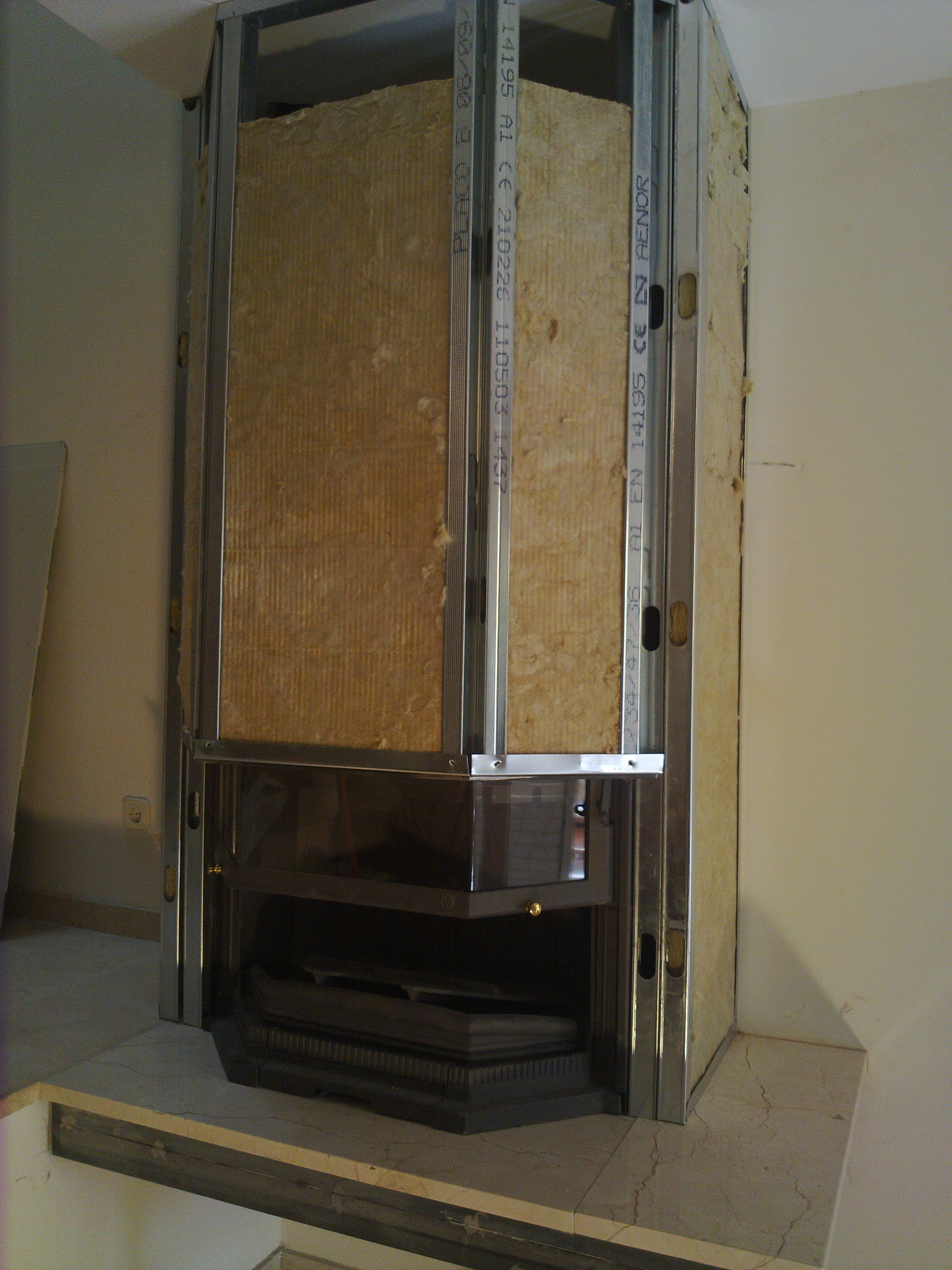 CHIMENEA EN FASE PREVIA