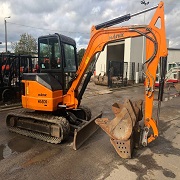 RETRO EXCAVADORA DE CADENAS