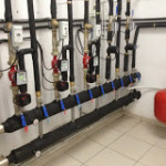 Instalación de colector de calefacción de suelo radiante en calonge