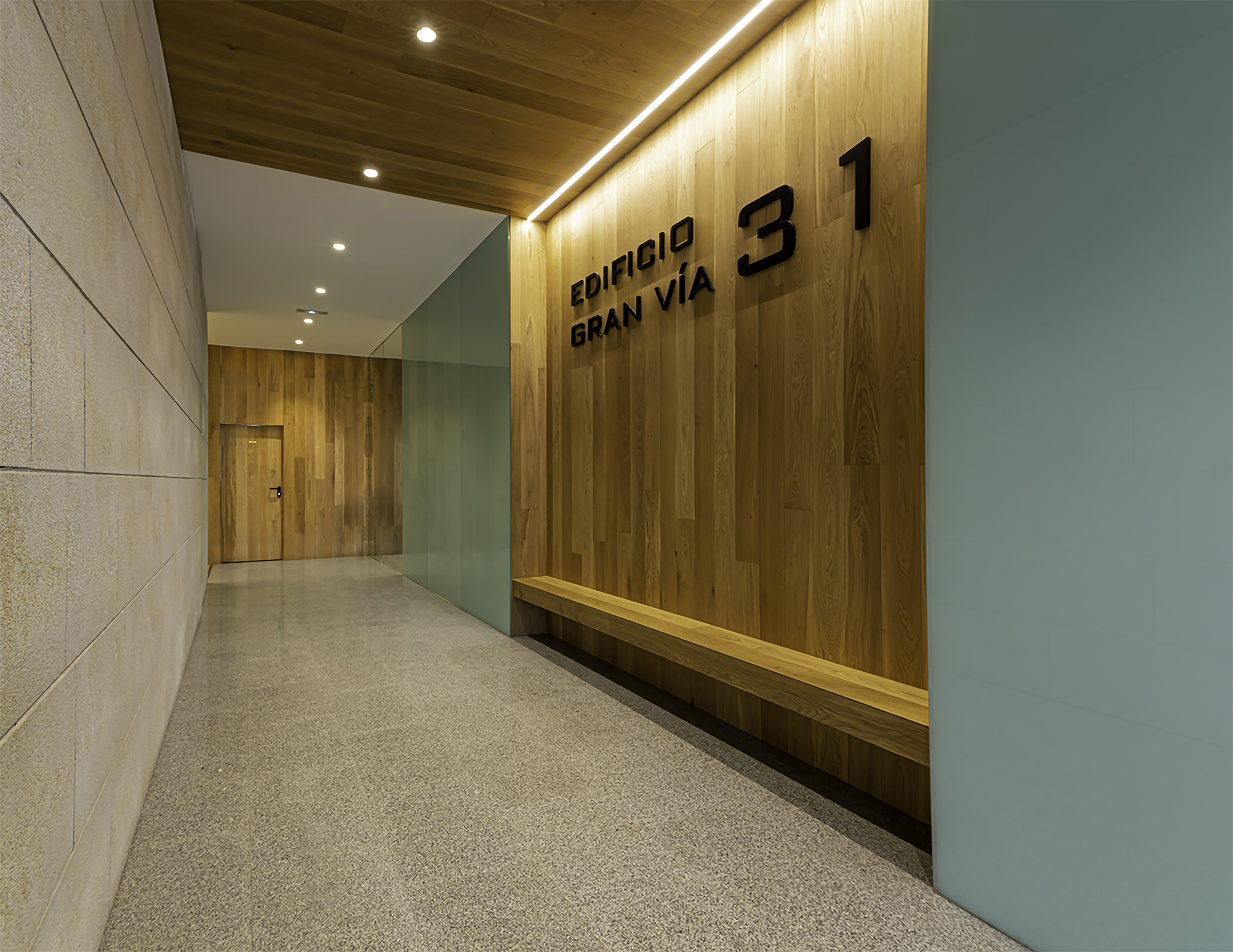 PORTAL EDIFICIO GRAN VÍA 31 EN LOGROÑO