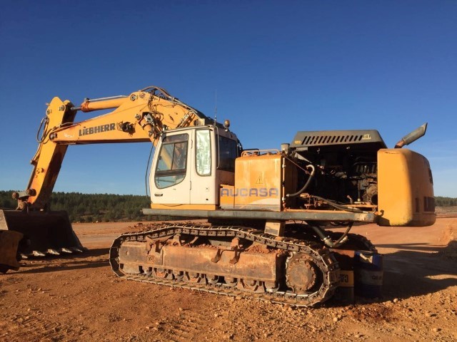 informe avería motor máquina retroescavadora