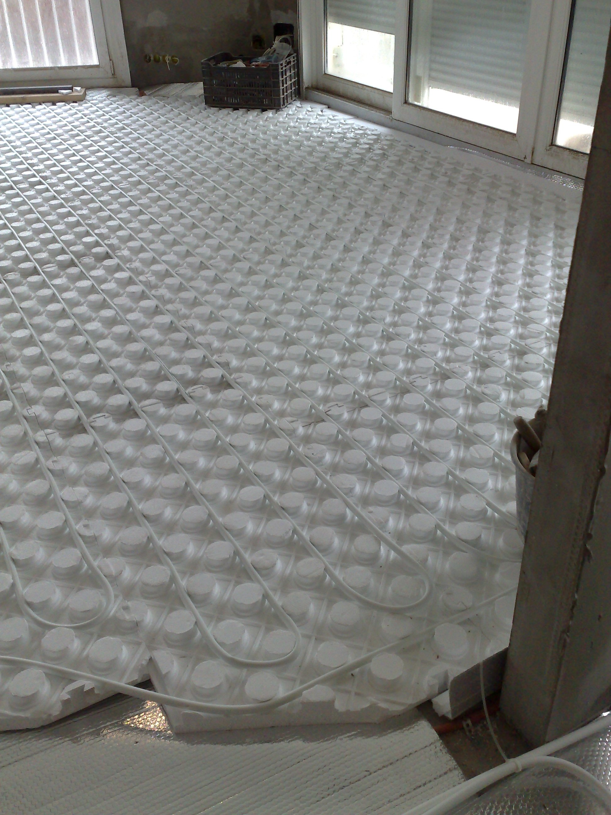 suelo termico de agua 