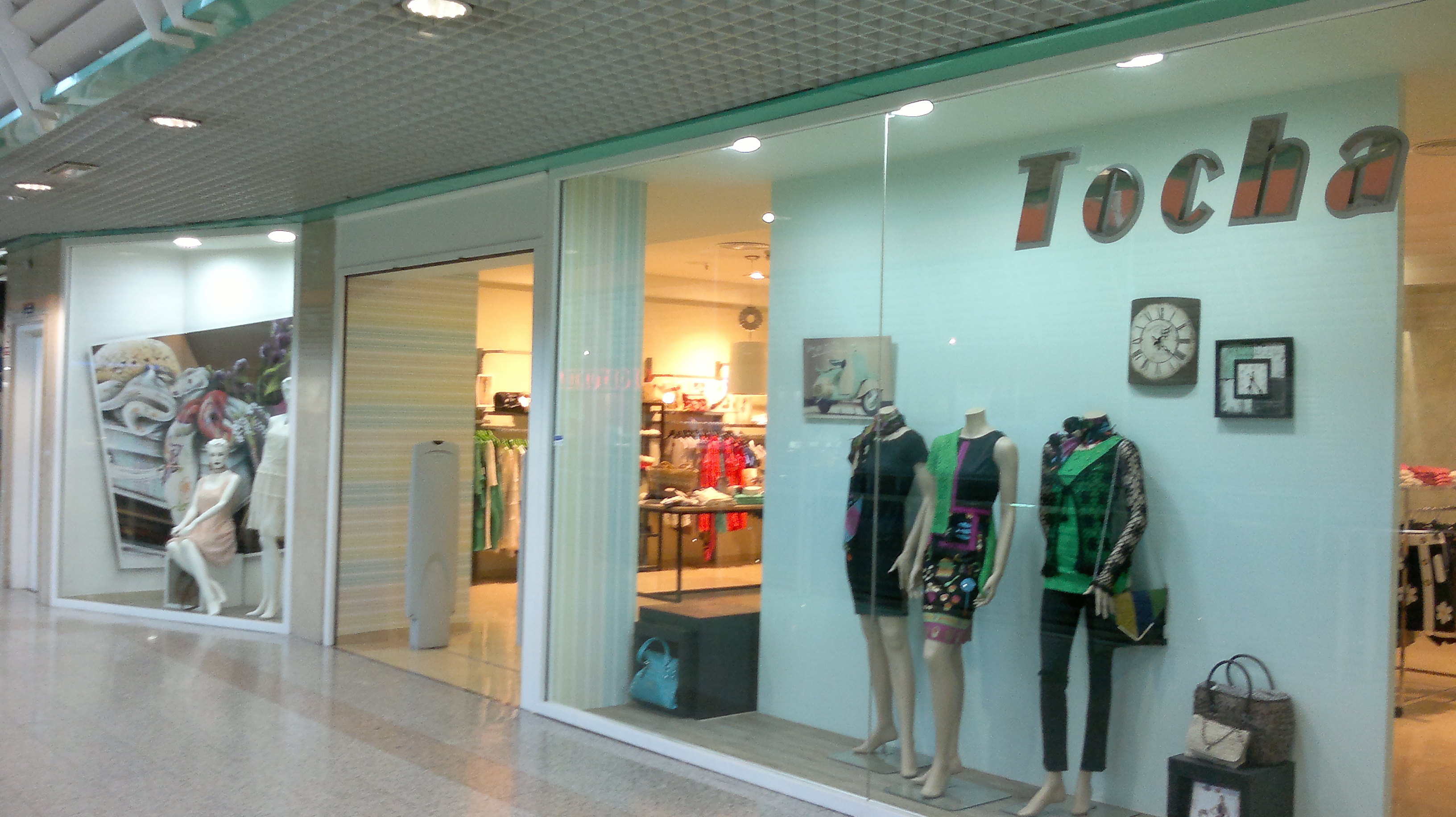 REFORMA DE LOCAL EN CENTRO COMERCIAL