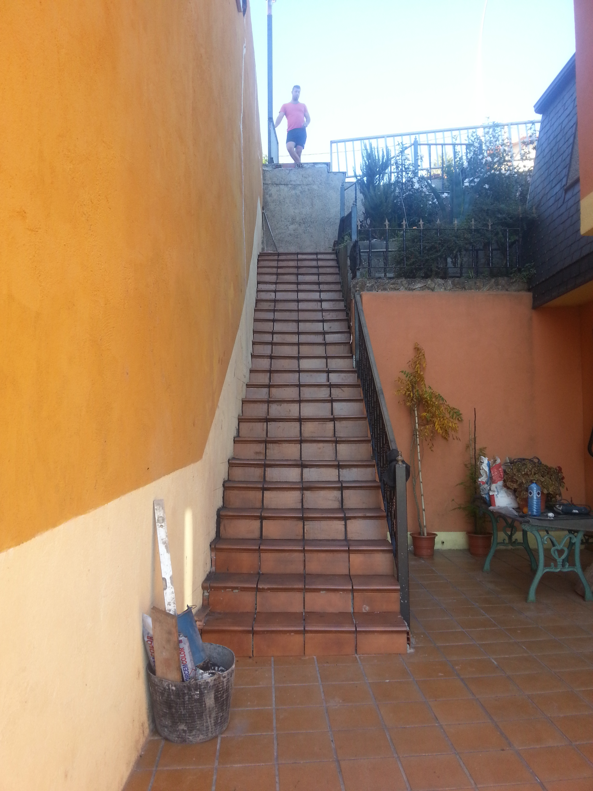 replanteo de escaleras y colocacion de gres