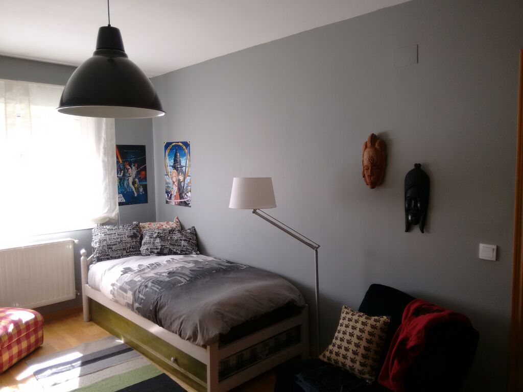 Pintura y decoración de habitación juvenil 2