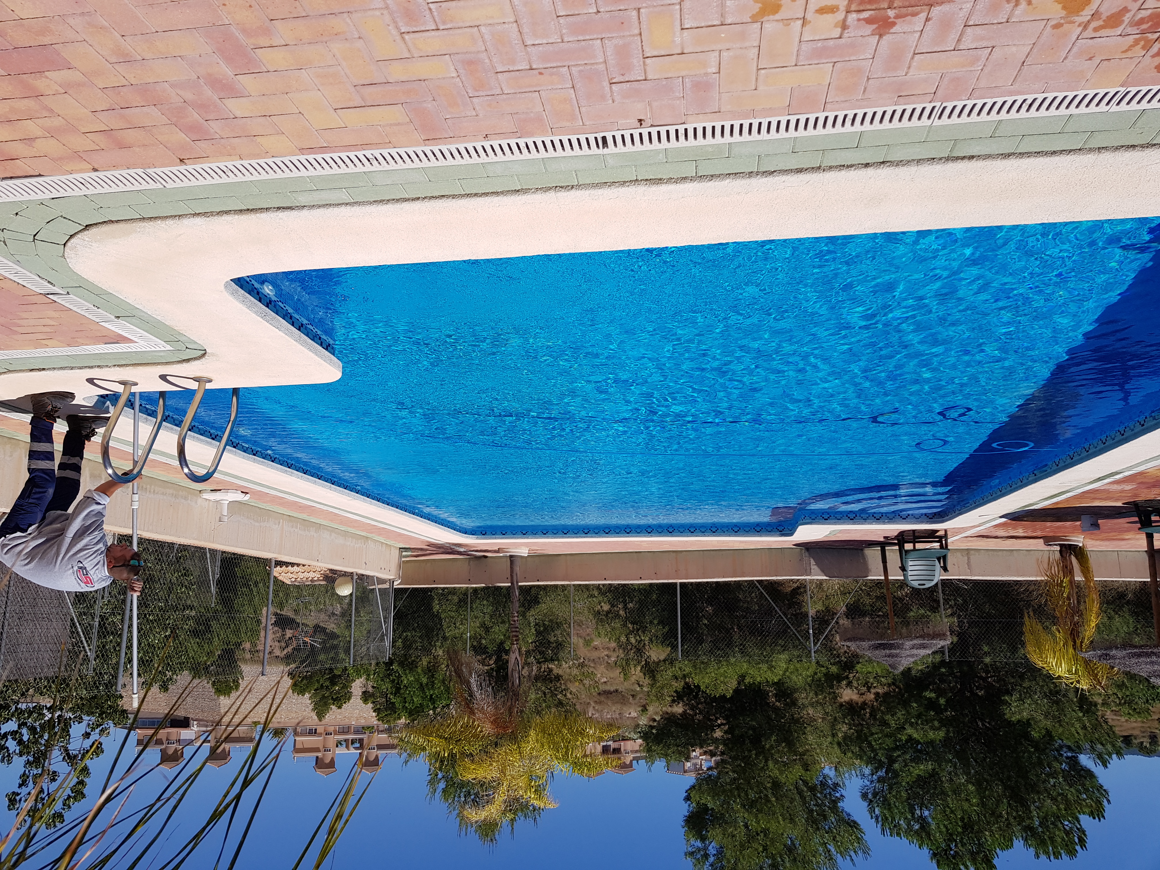 Mantenimiento de piscinas y residenciales