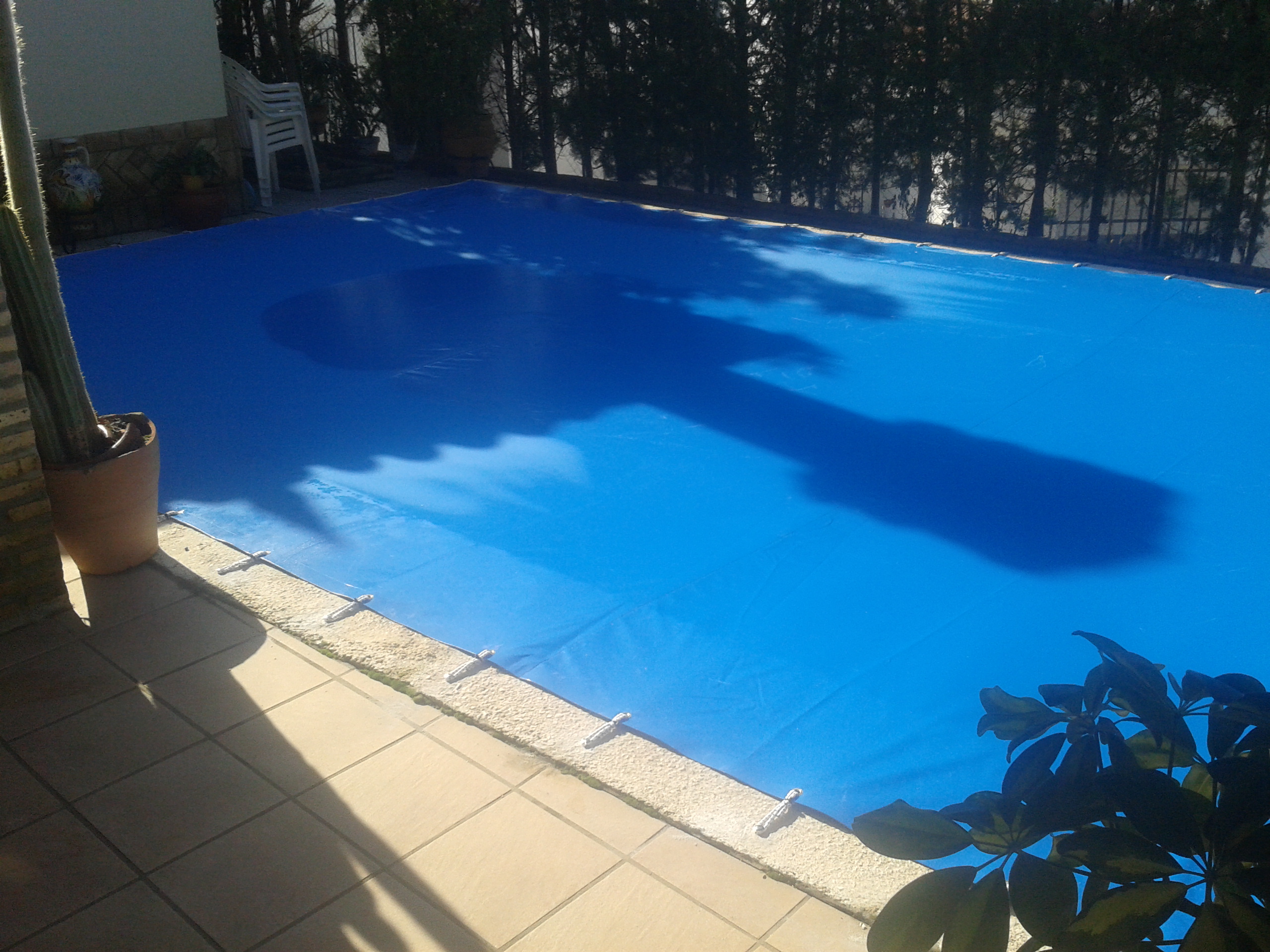 Lona de piscina de invierno.