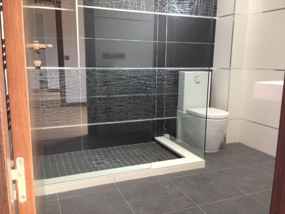 baño diseñado por decora & nbm