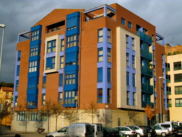 22 VIVIENDAS EN UHARTE