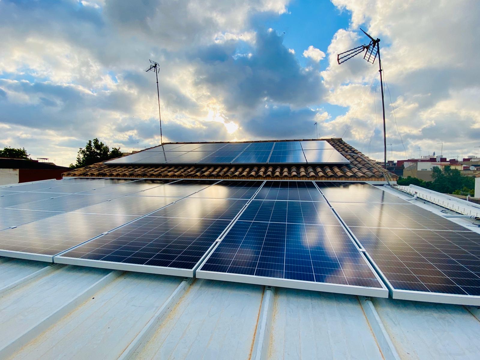 Cubierta fotovoltaica