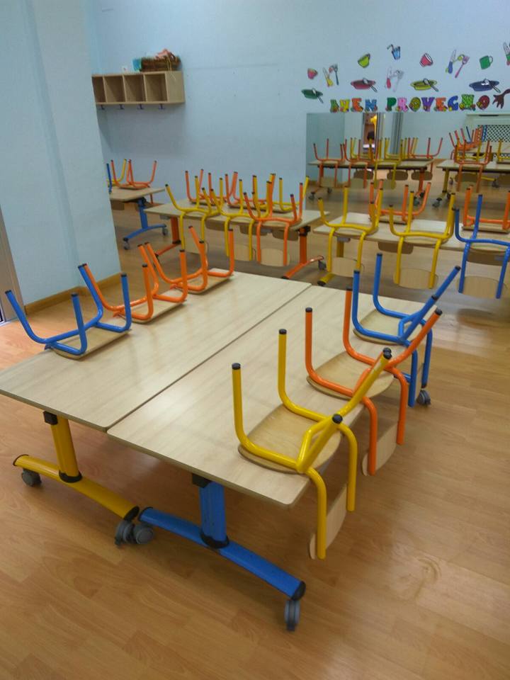 Limpieza profunda en guardería.