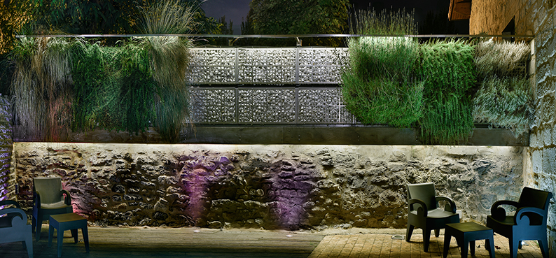 JARDIN VERTICAL AIR GARDEN | SHOWROOM VITORIA