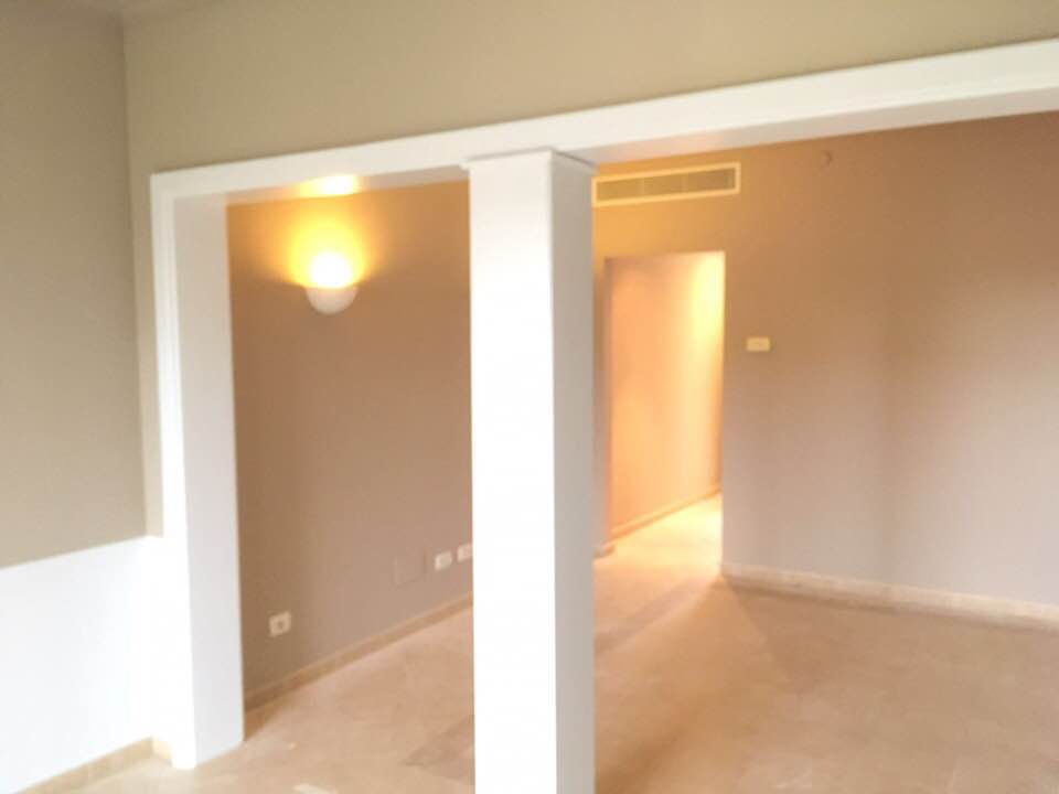 pintado habitación + lacado marco de madera