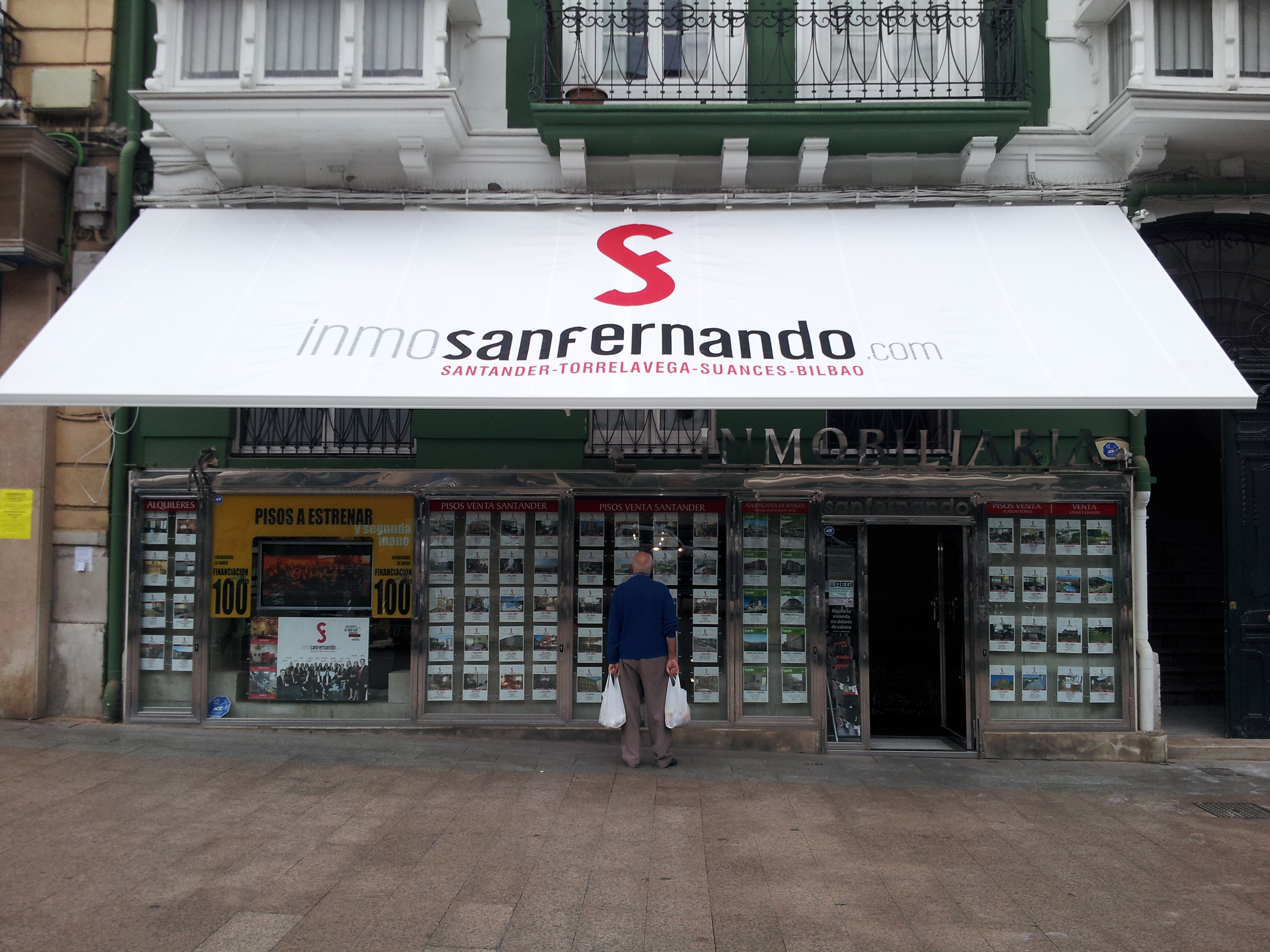 Toldo brazo articulado