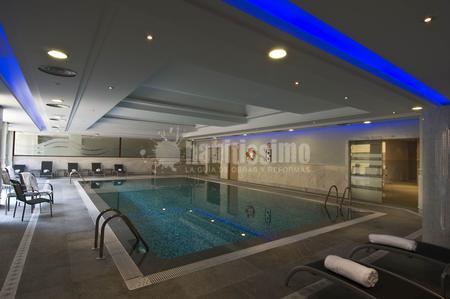 Reformas Comunidades, Construcciones Reformas, Alicatados