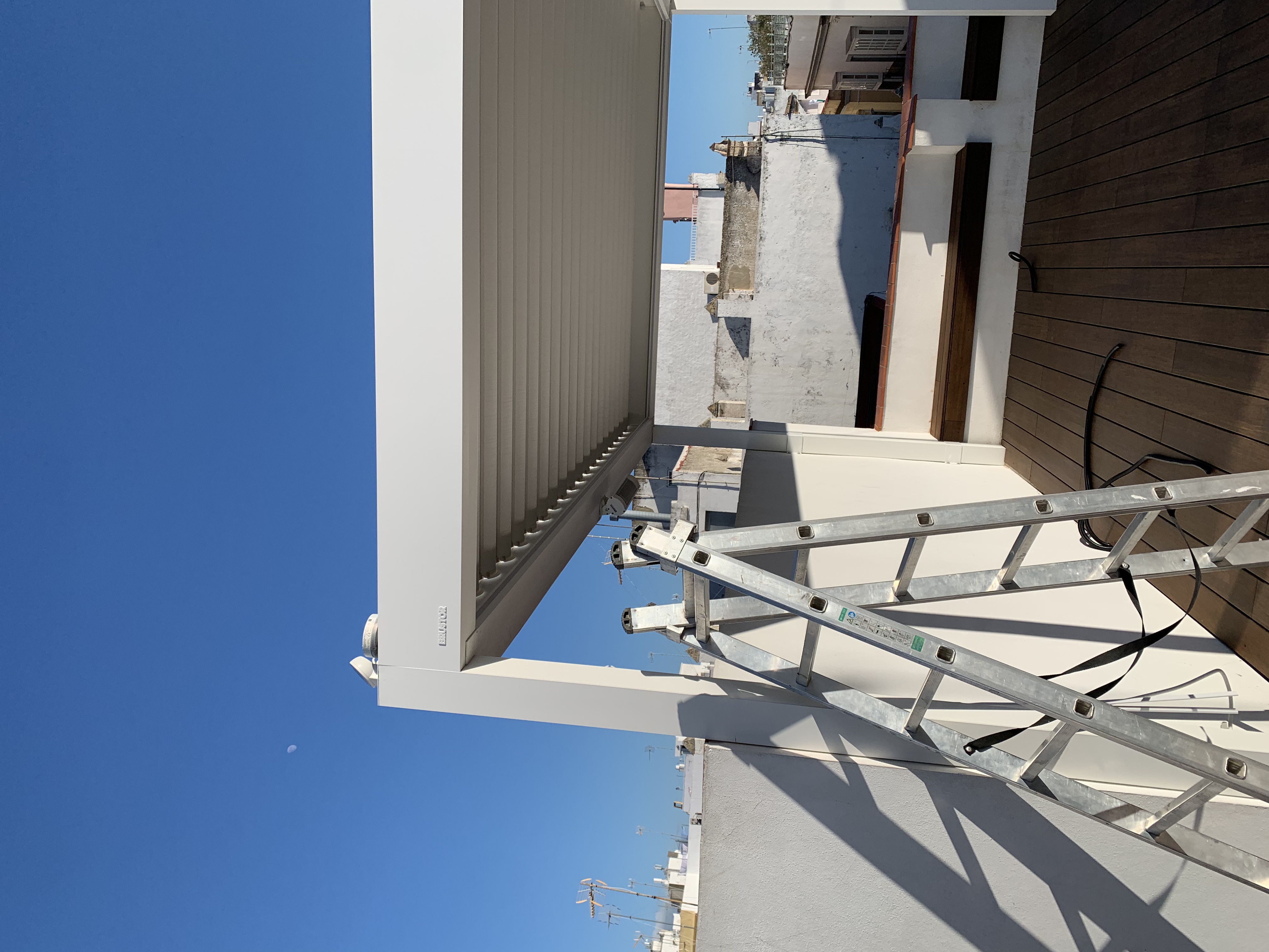 Pérgolas bioclimáticas