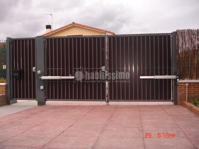 Puertas Garaje, Persianas Aluminio, Automatismos