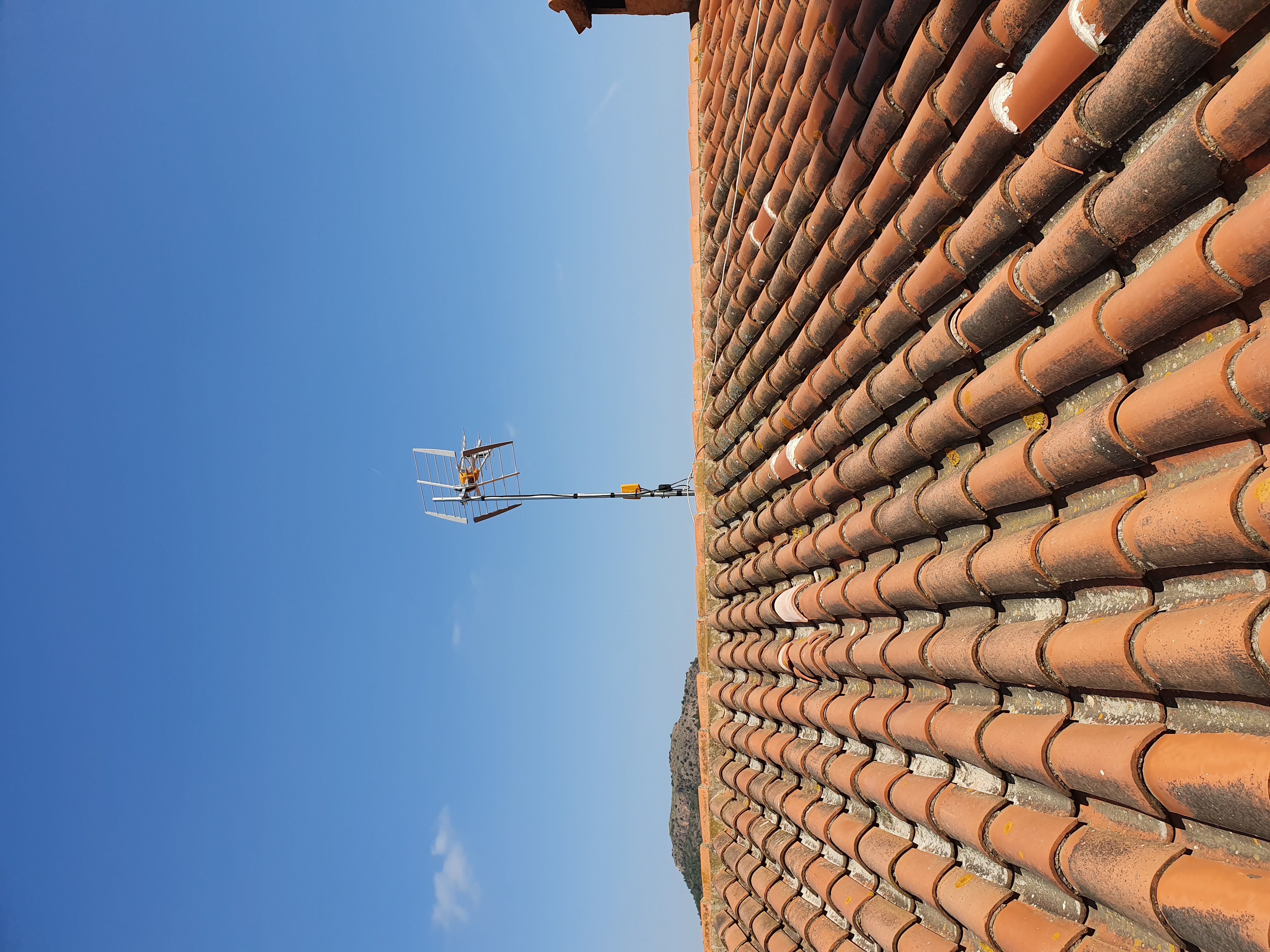 INSTALACIÓN DE ANTENA TDT