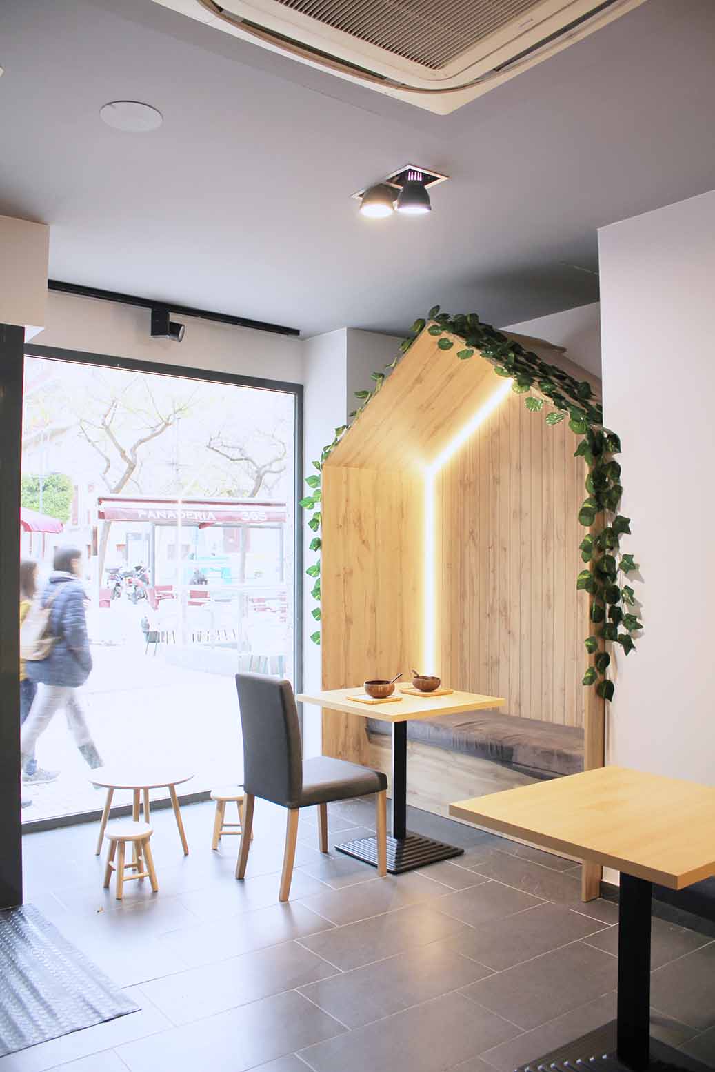 REFORMA CAFETERÍA CASTELLÓN