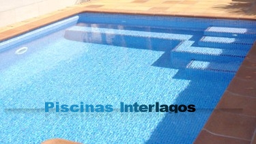 Piscina con gres