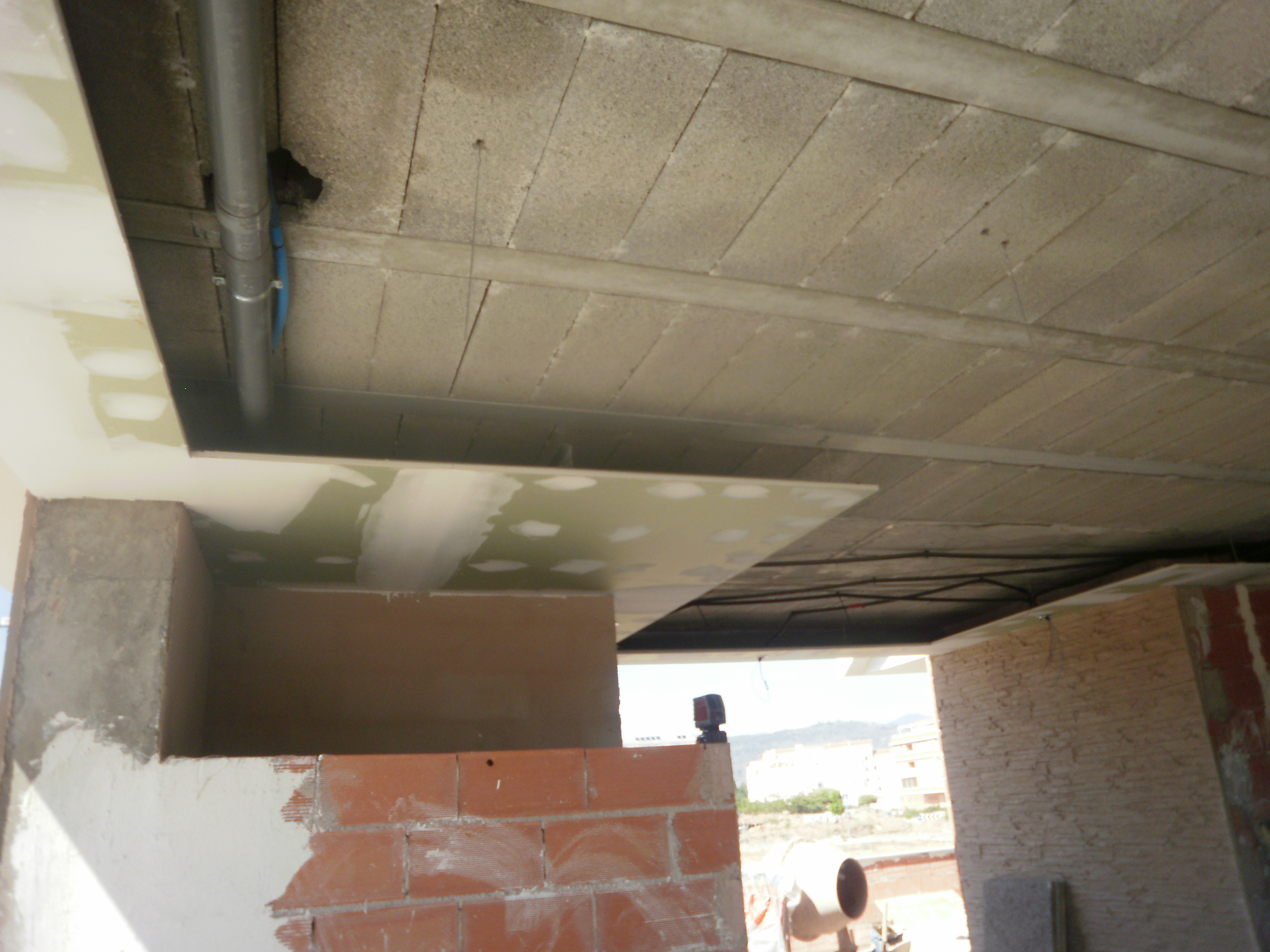 BANDEJAS YESO LAMINADO