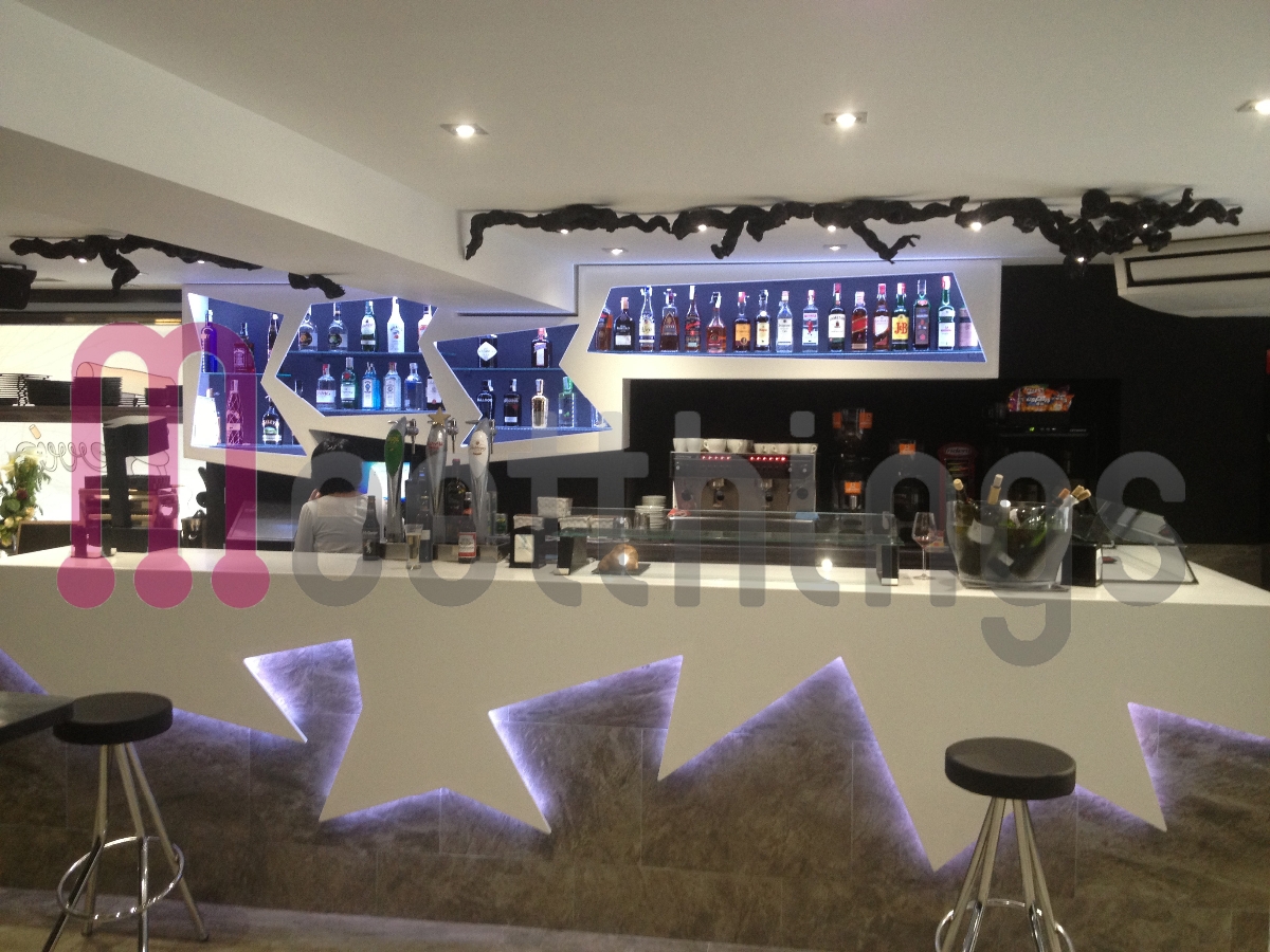 Bar iluminado con LEDs