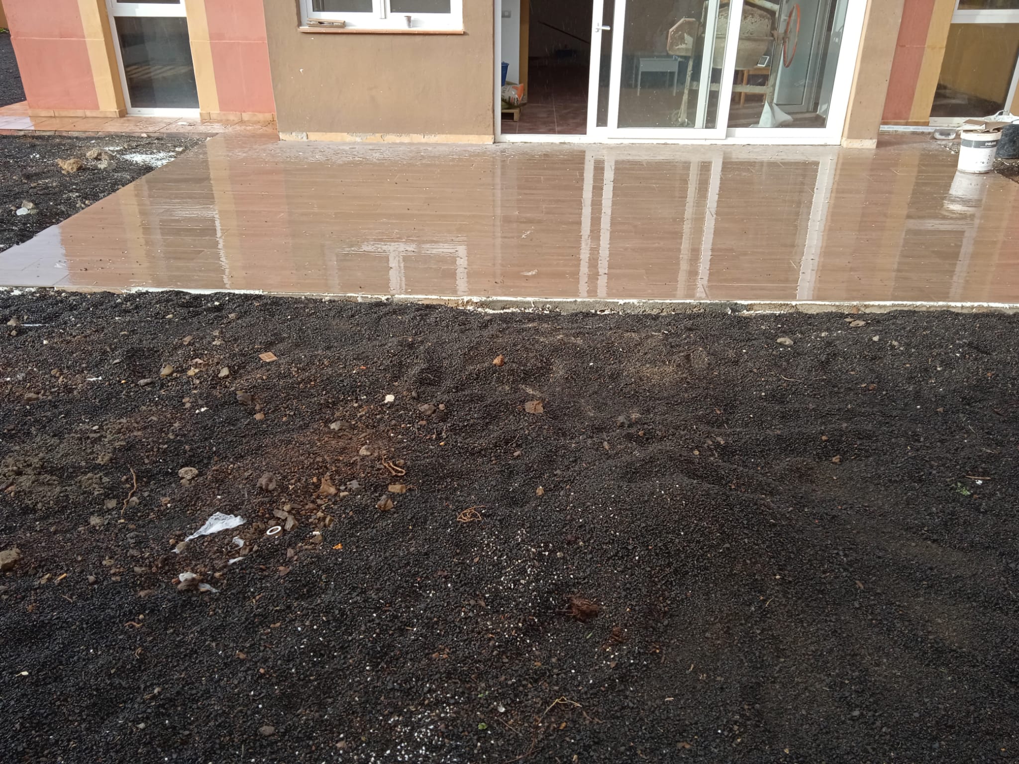 colocacion suelo exterior