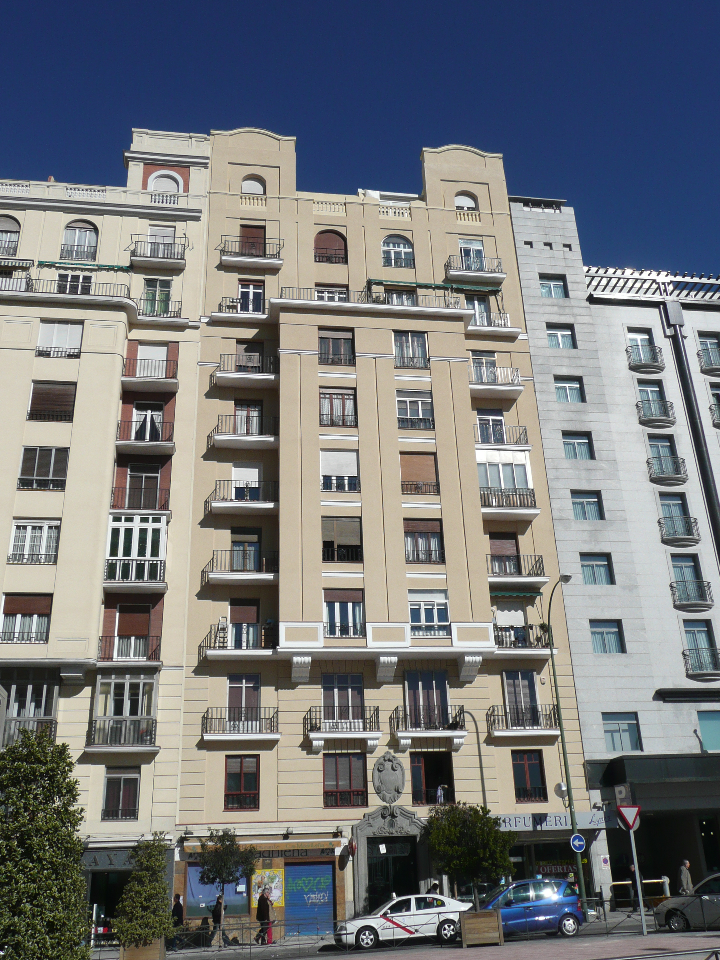 C/ Reina Victoria 14, Madrid