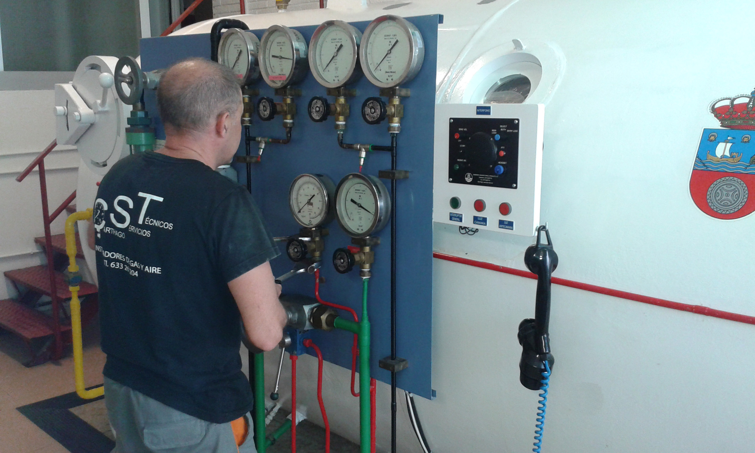 Mantenimiento de cámara hiperbárica en Santander.