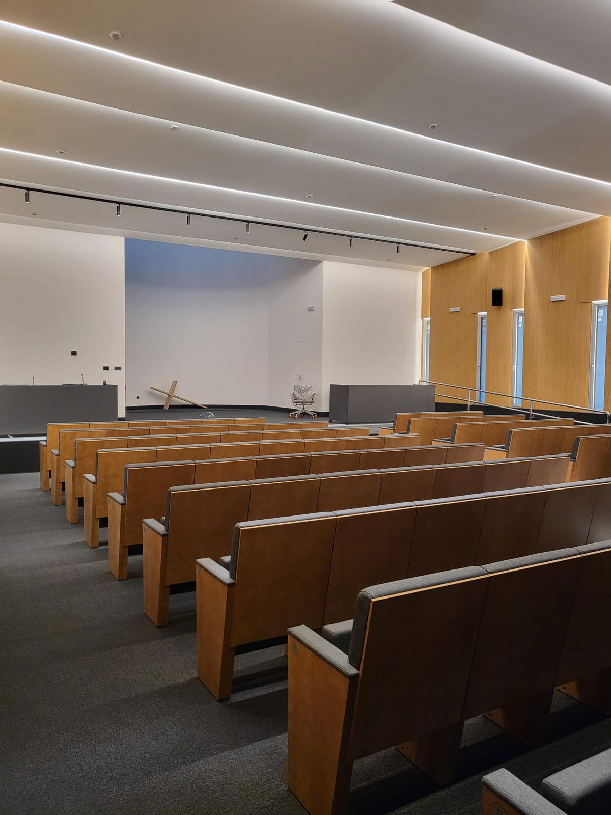 Capilla Hospital Santiago / Vitoria-Gasteiz