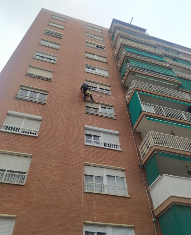 Colocación de malla para desprendimiento