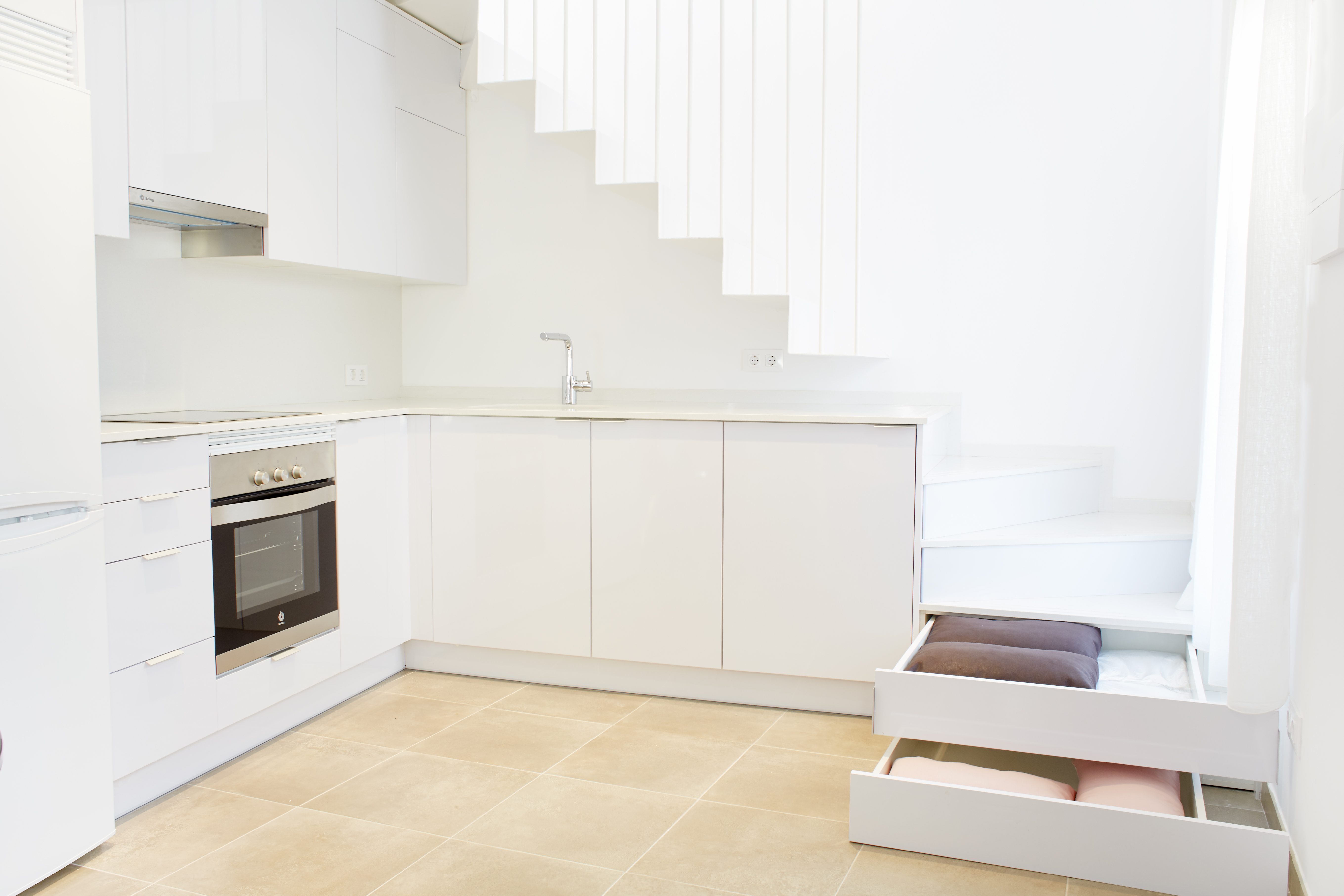 REFORMA VIVIENDA UNIFAMILIAR ENTRE MEDIANERAS