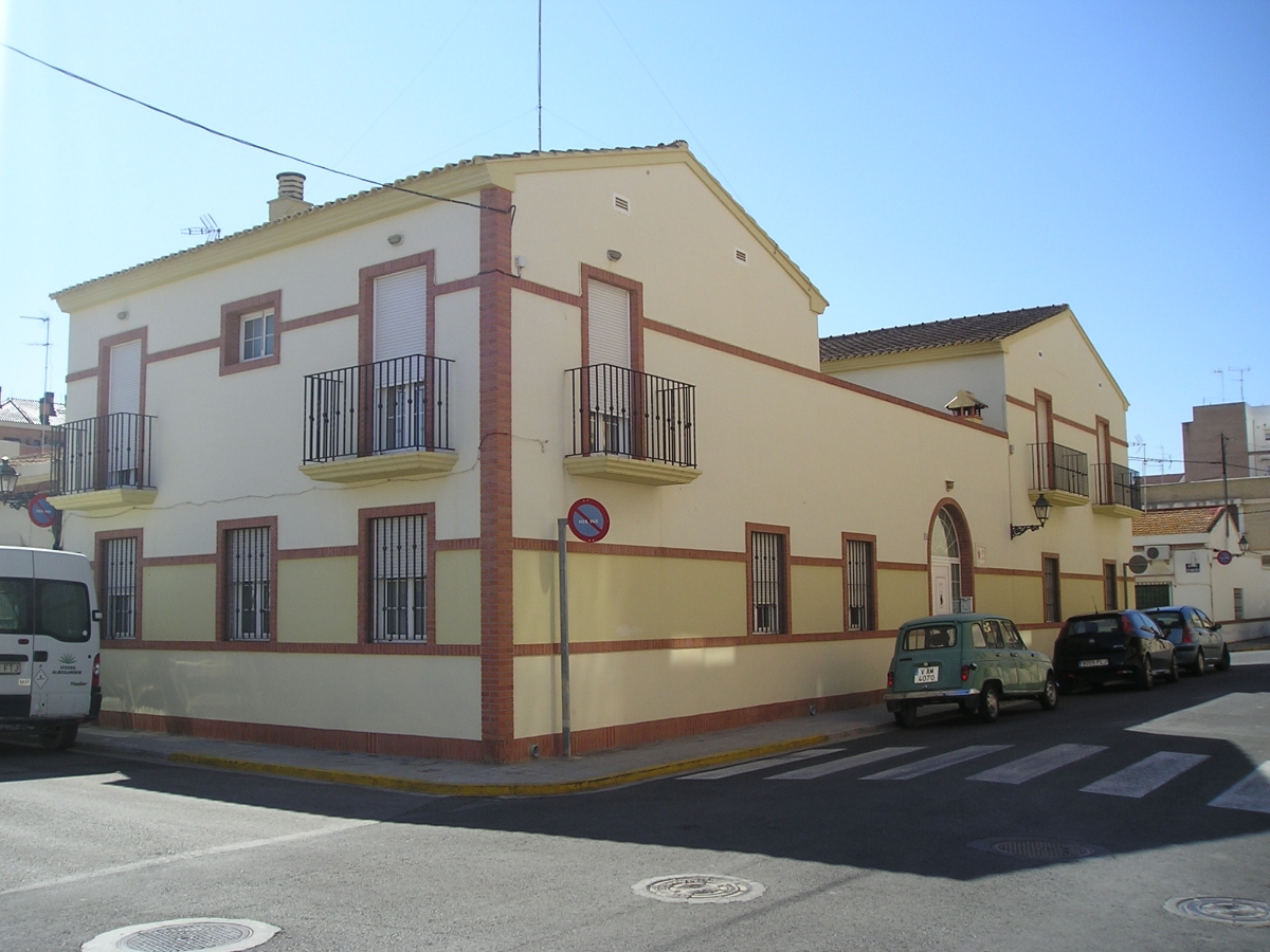 CASA AMPLE