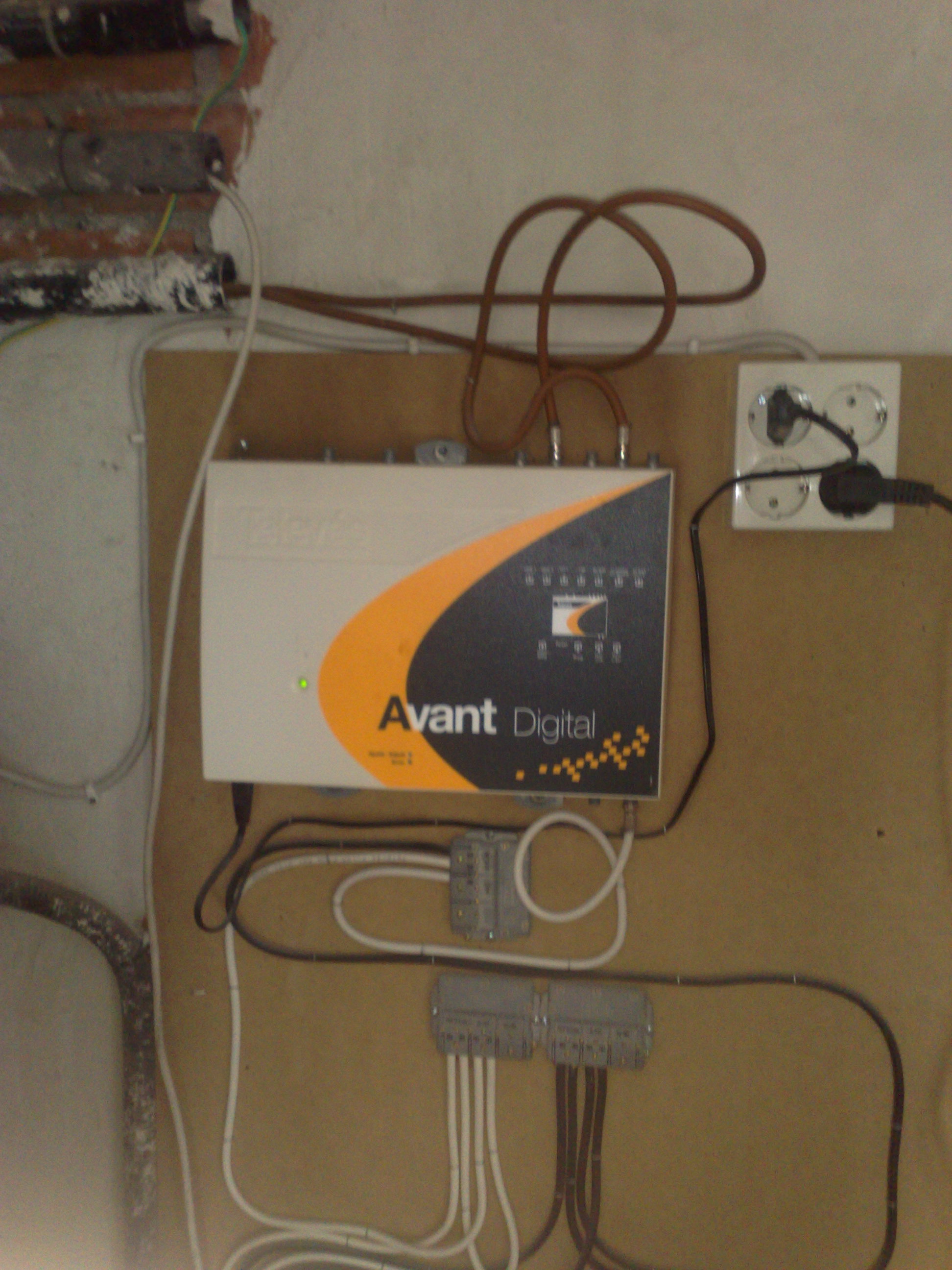 Central Amplificadora Televes