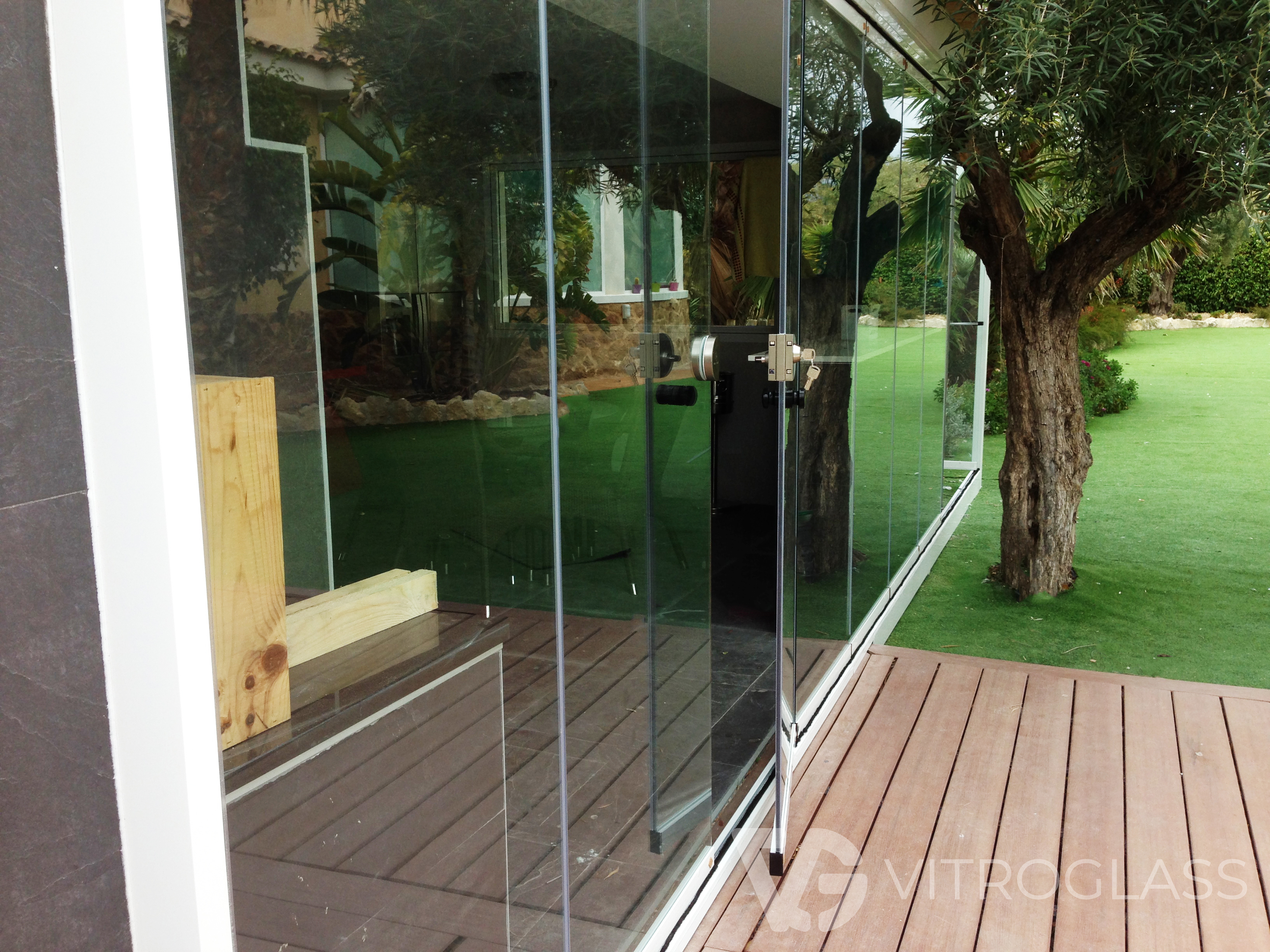 Cerramiento de habitación en jardín