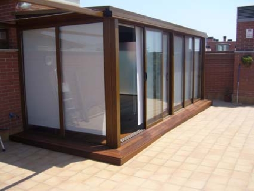 cerramiento en imitación madera