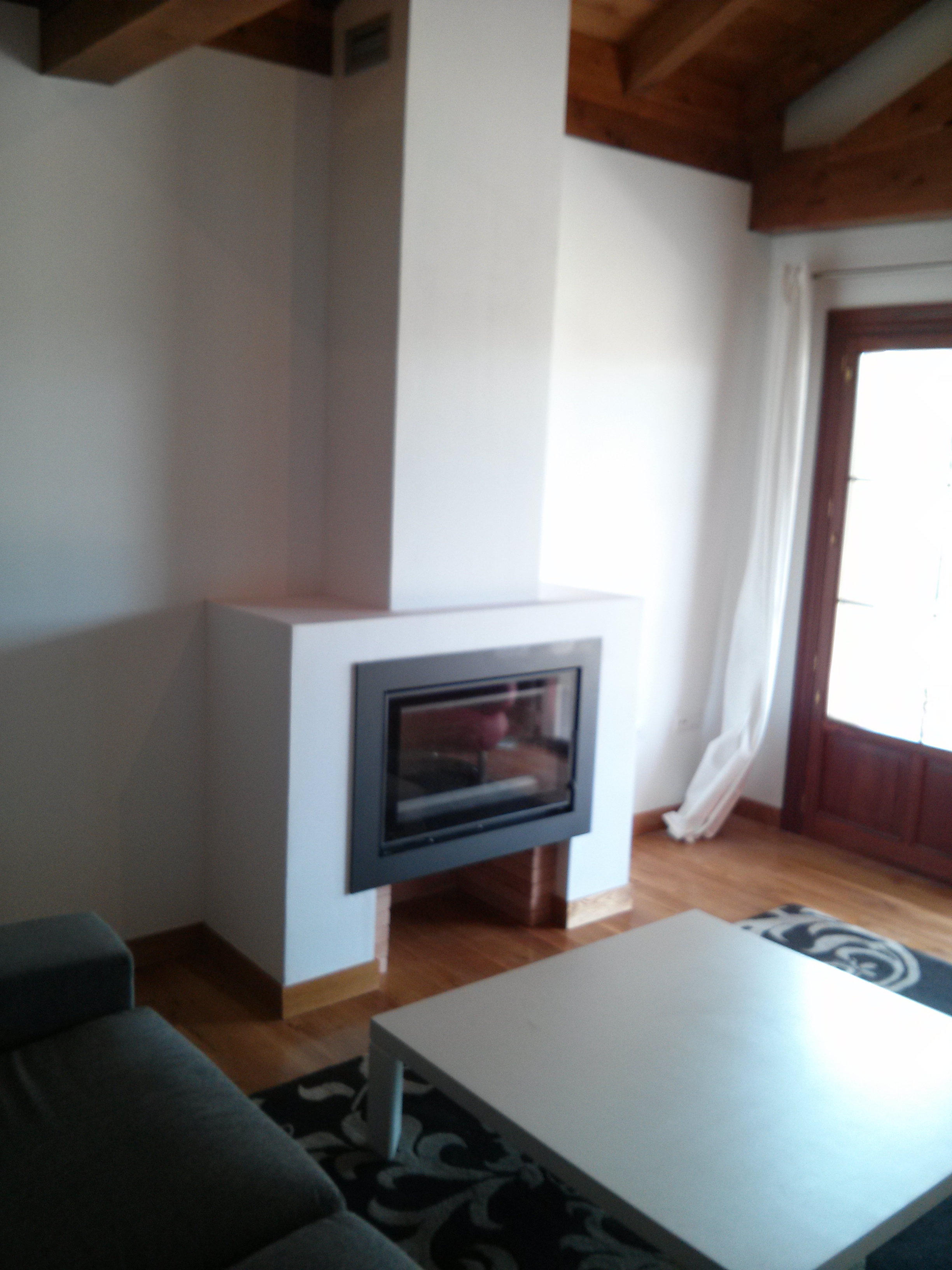 CHIMENEA EN VIVIENDA UNIFAMILIAR