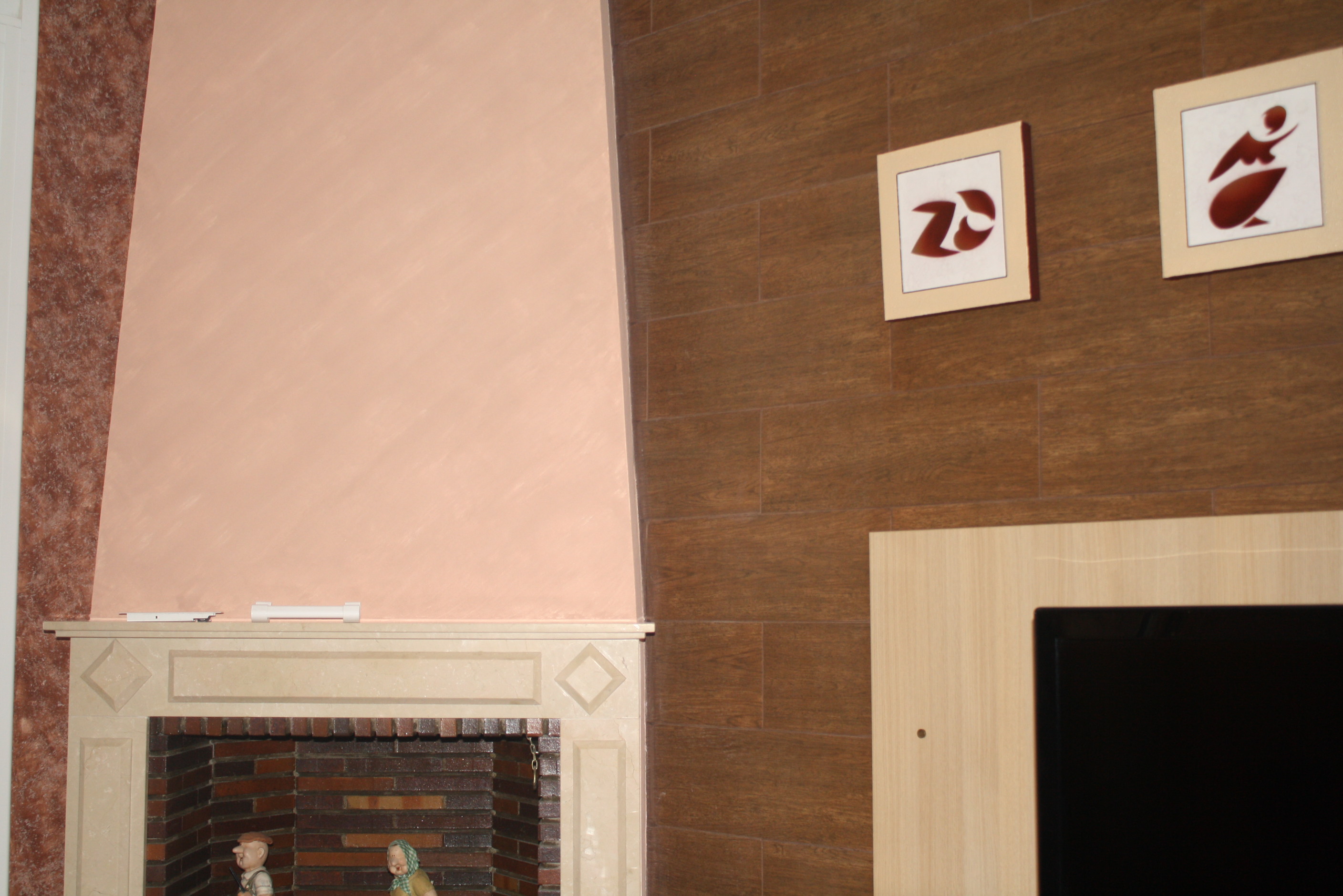 chimenea pintada con pintura decorativa