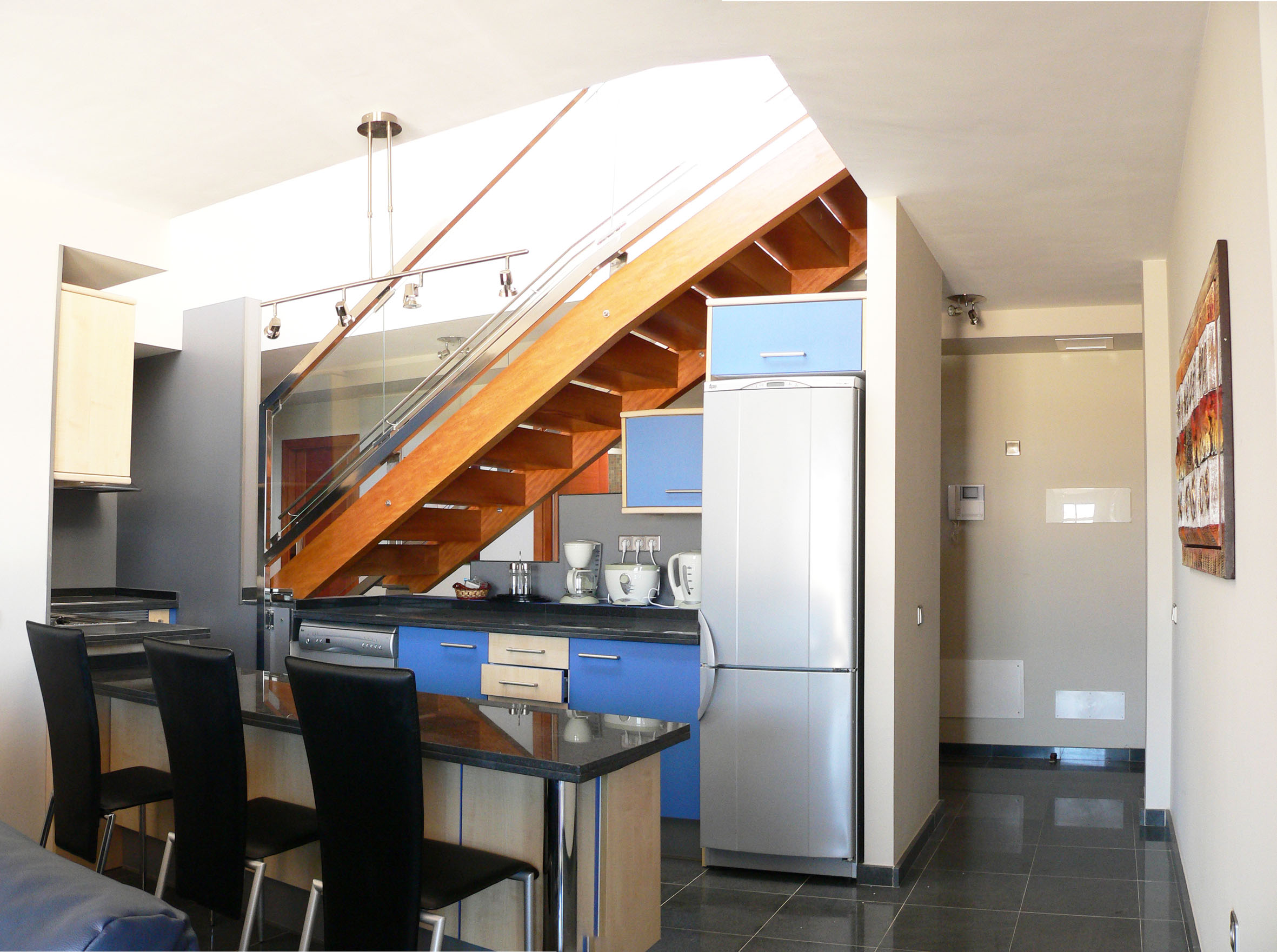 Diseño de cocina dentro de complejo turistico en Fuerteventura.