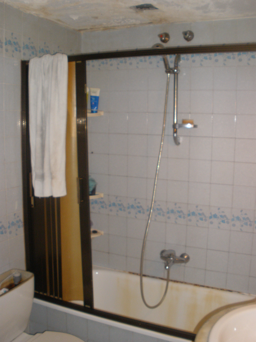 CUARTO DE BAÑO ANTES